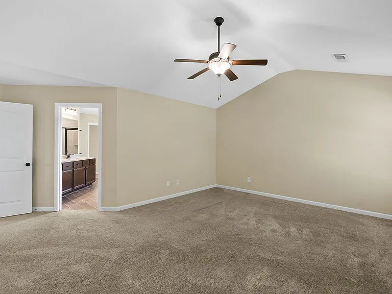 1000 Gwynnes Way — Photo 38