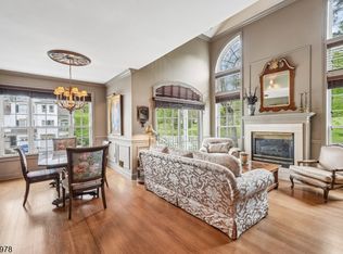 1 Caroline Foster Ct, Morristown, NJ 07960