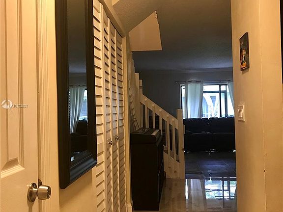 3rd image of 514 Westtree Ln #514