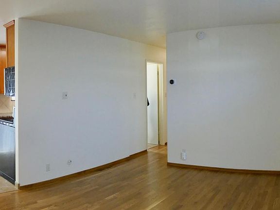 2nd image of 428 Howland St APT 1