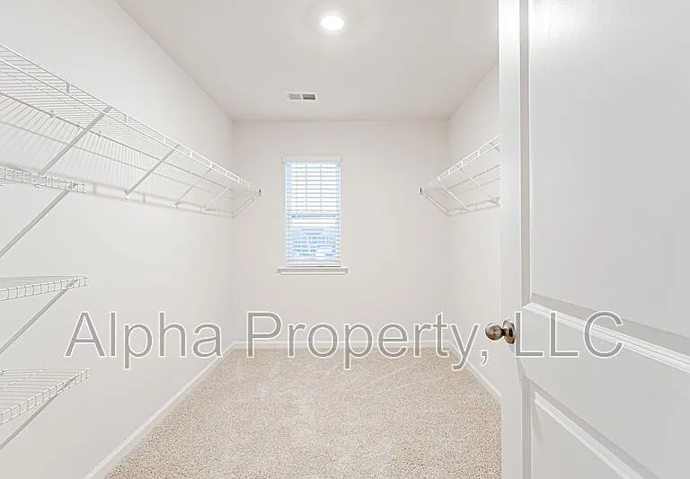1210 Murdock Cir — Photo 21
