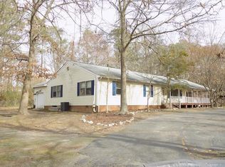 17431 Branders Bridge Rd, South Chesterfield, VA 23834