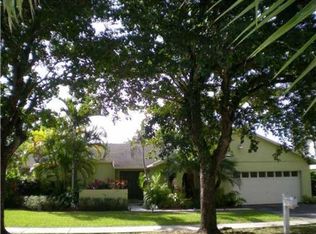 13754 SW 107th Ter, Miami, FL 33186