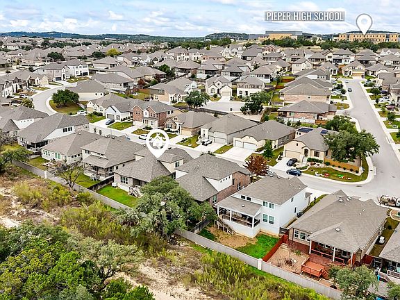 3rd image of 28964 Windlesham Way