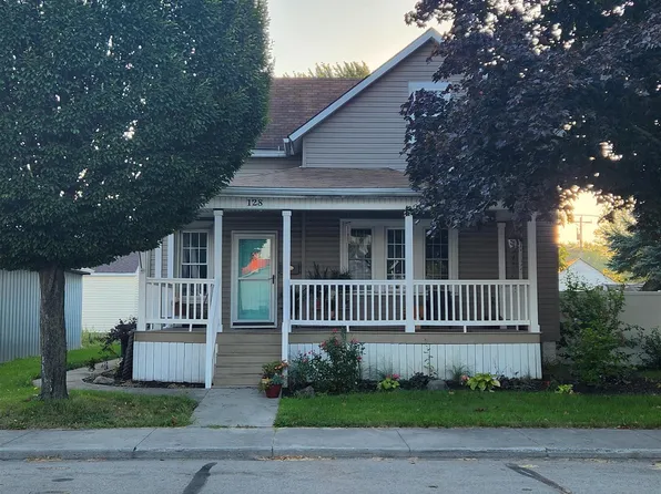 128 N 7th St, Decatur, IN 46733