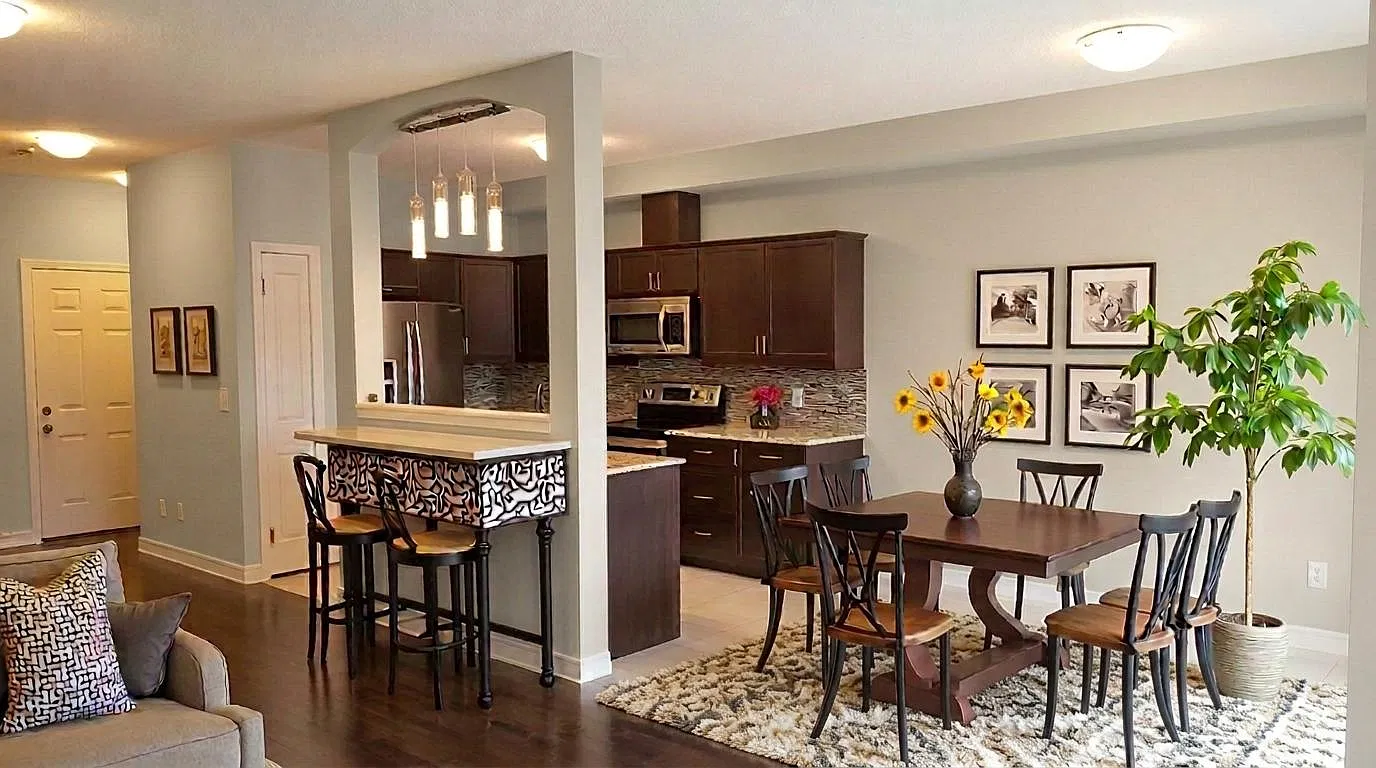 94 Springvalley Crescent Hamilton — Photo 3