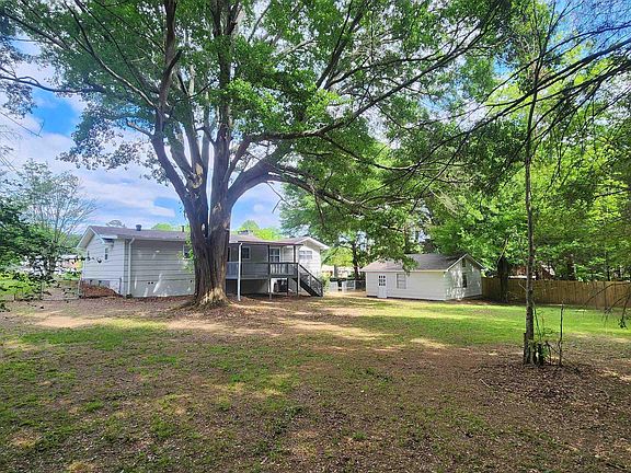 4th image of 103 Pinecrest Rd