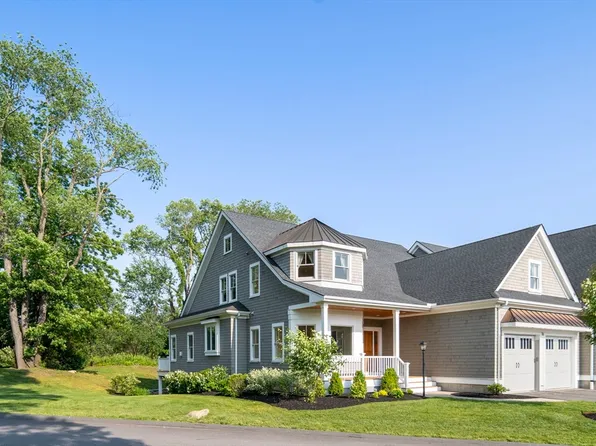 16 Pine Hill Rd #16, Wenham, MA 01984