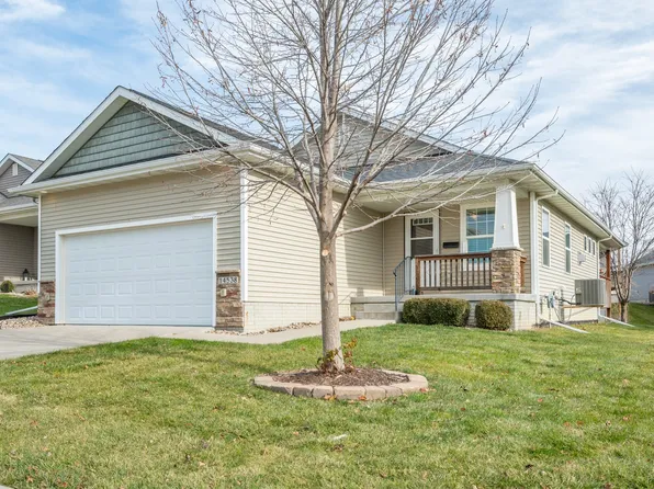 14538 Alpine Dr, Urbandale, IA 50323