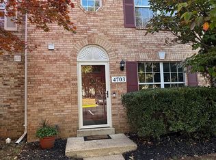4703 S Park Ct, Woodbridge, VA 22193