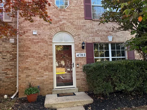 4703 S Park Ct, Woodbridge, VA 22193