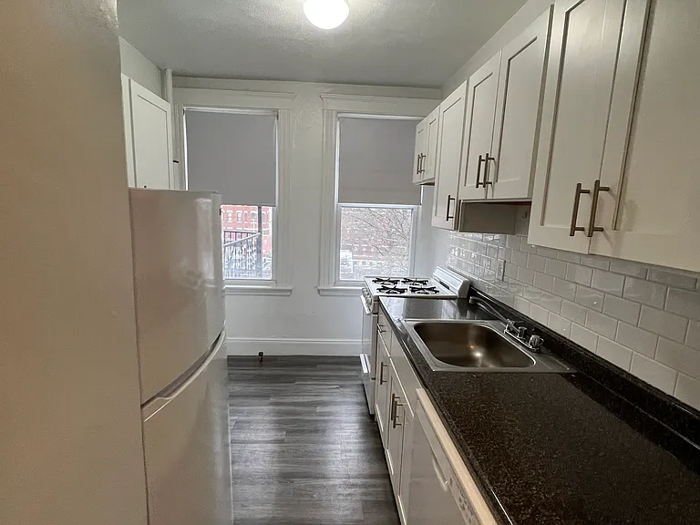 1626 Commonwealth Ave #5 — Photo 2