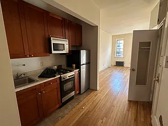 Rented by Eric Goodman Realty Corp