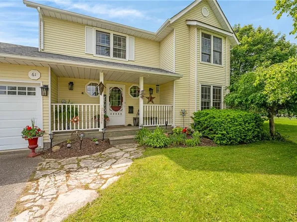 61 Adelaide St, Wellesley, ON N0B 2A0