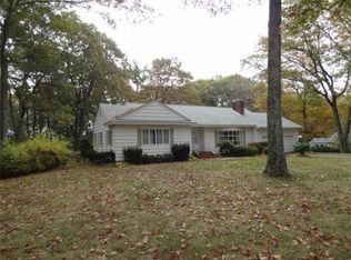 15 Chandler Rd, Andover, MA 01810