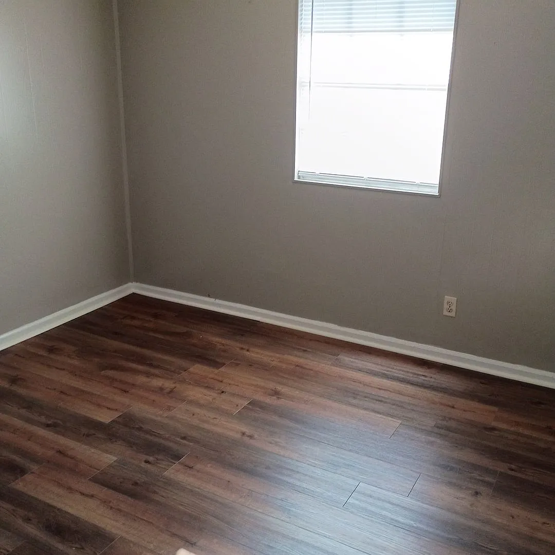 1880 Green Dr — Photo 3