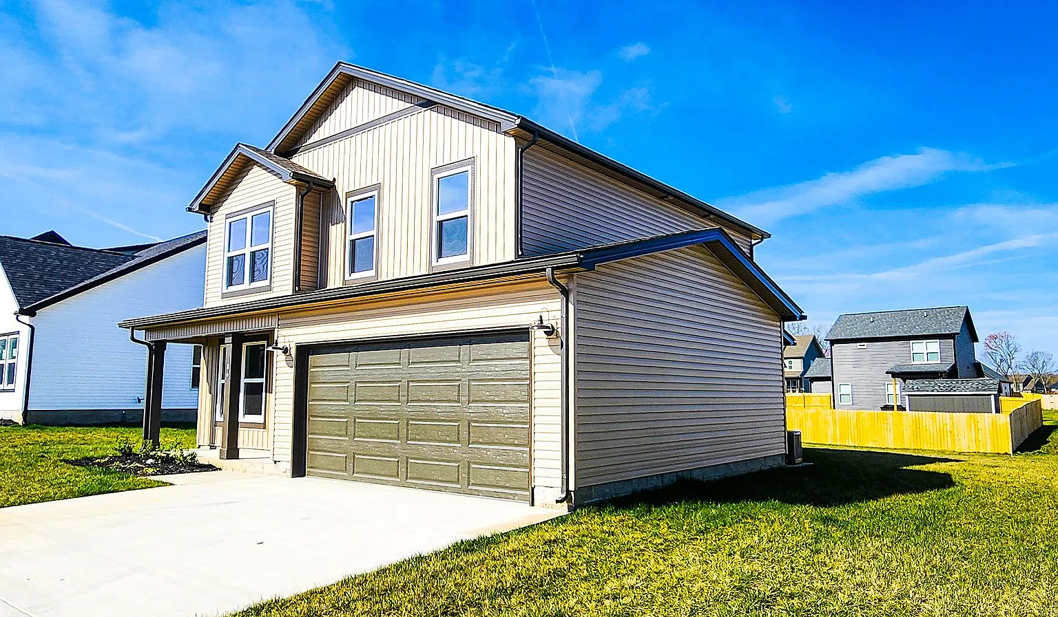 186 Monaghan Dr — Photo 3
