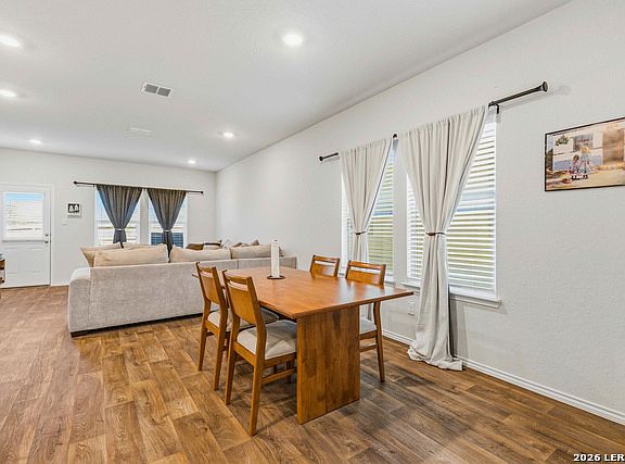 4th image of 5923 Hartley Home