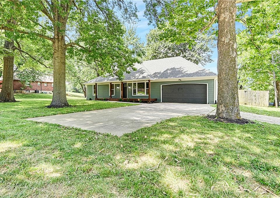 805 SW Iron Creek Dr, Blue Springs, MO 64015 Zillow