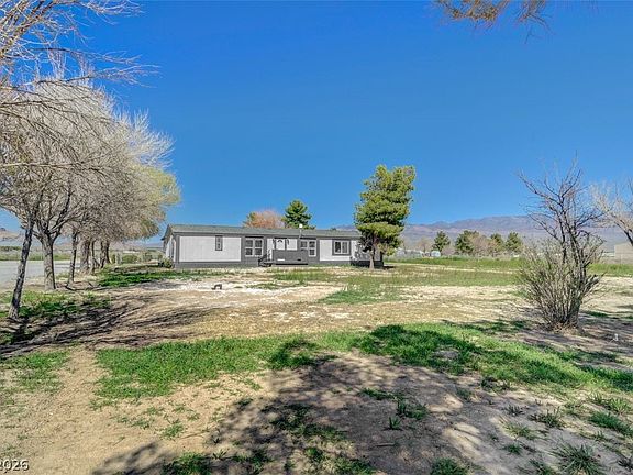 5th image of 1850 W Simkins Rd