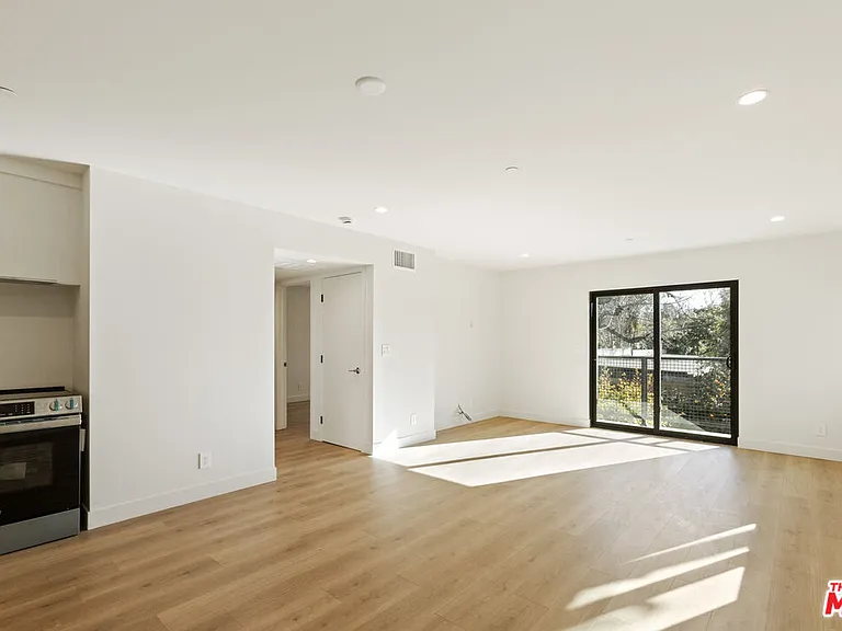 2923 Marsh St #1/2 — Photo 3