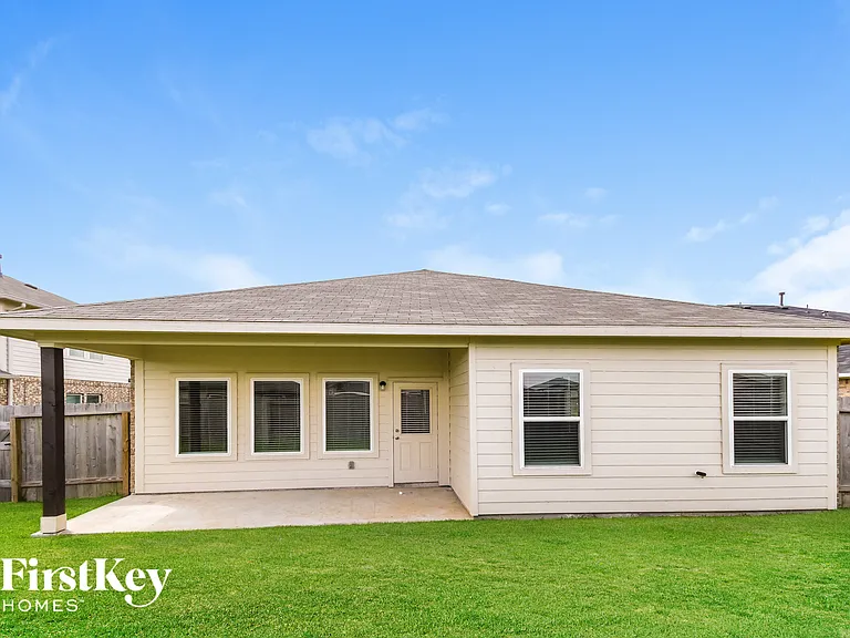 8020 Quartz Ln — Photo 15