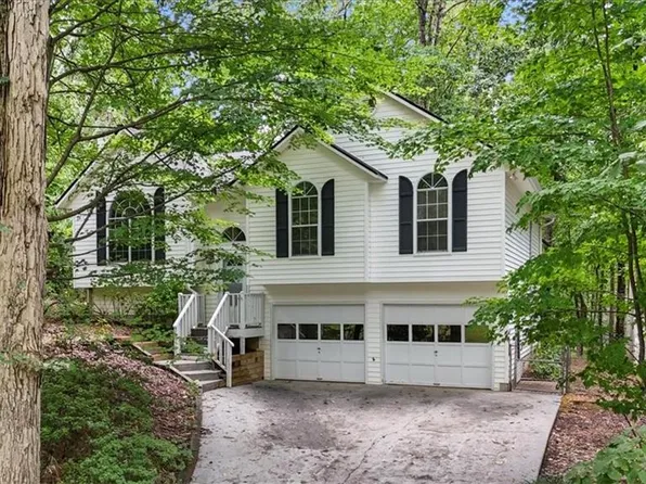 1516 Kimberly Pl, Canton, GA 30114