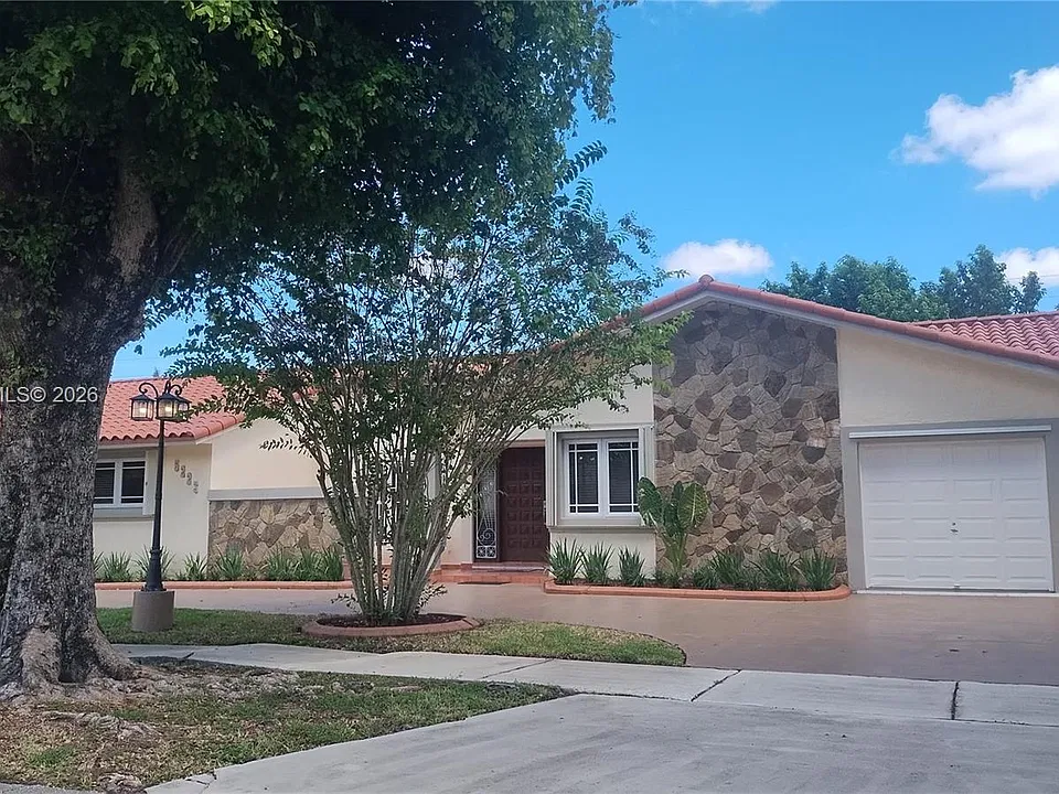 5223 SW 102nd Ct