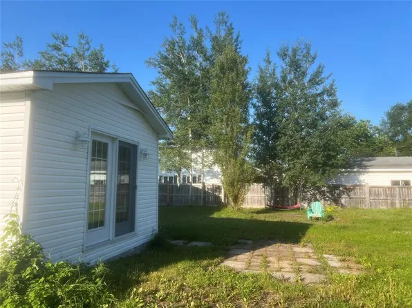 34 Legion Road, Eastport, NL A0G1Z0