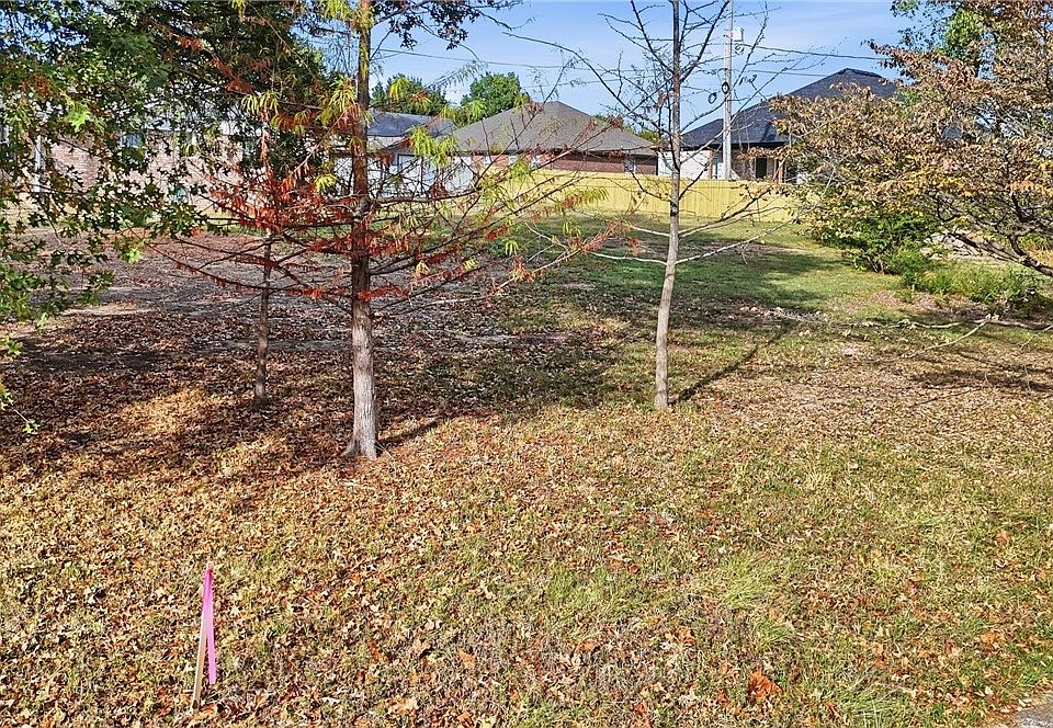 1st image of Summit Dr #7