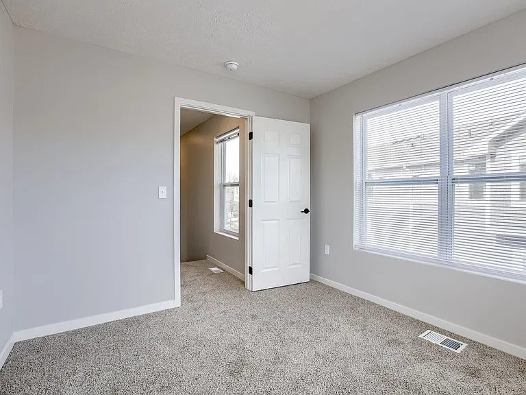 20874 T Ct — Photo 24