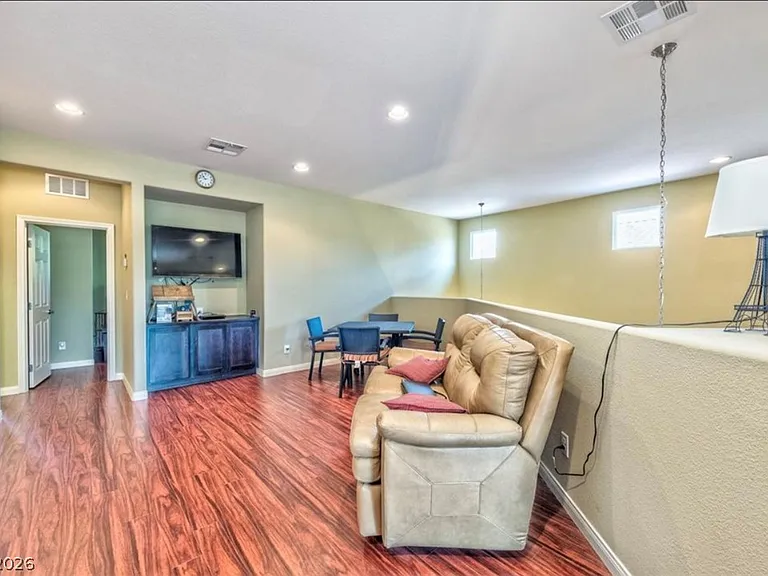 509 Cabrera Ct — Photo 8