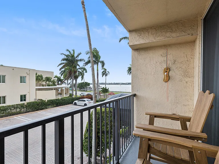 1801 N Flagler Dr #238 — Photo 24