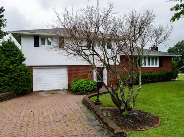 728 W Milton St, Ebensburg, PA 15931