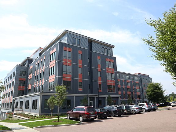 2nd image of 70 Cambrian Way #77a972403