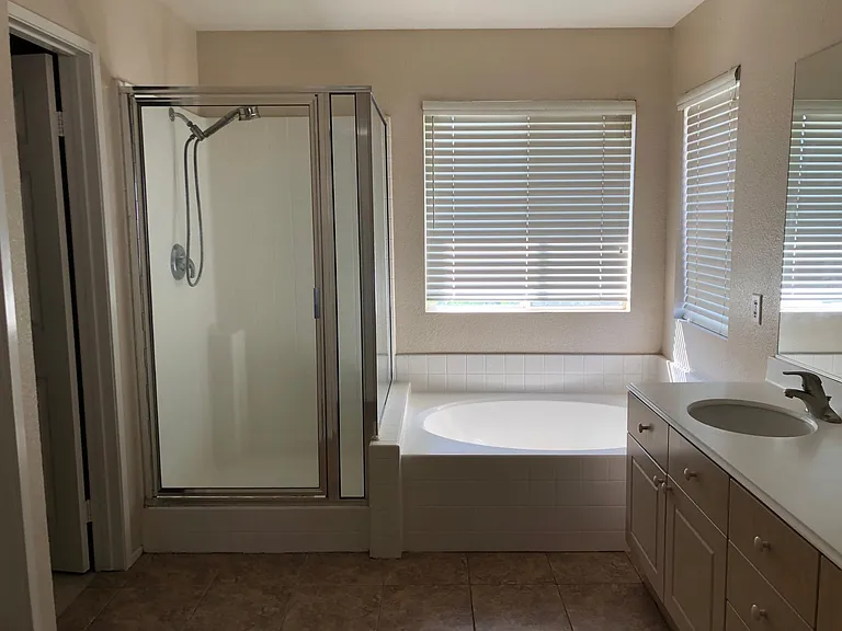 1402 Abernathy Dr — Photo 16