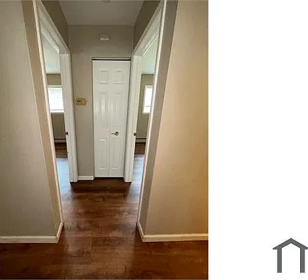 208 N Prospect Rd — Photo 10