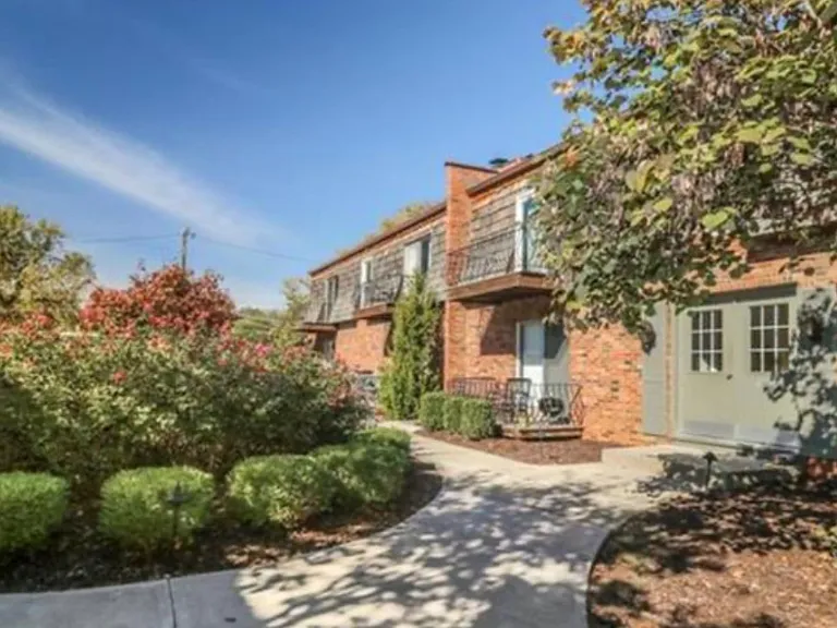 4426 Jarboe St #5 — Photo 3