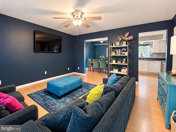 2nd image of 3865 Kearnys Inn Pl