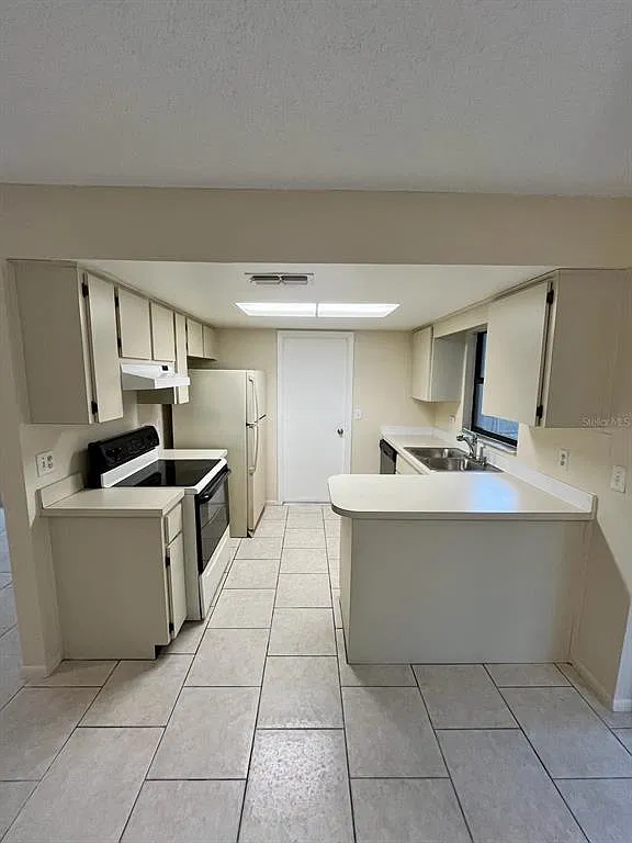 2 bed, 1.0 bath, 704 sqft, $1,475 — Photo 4