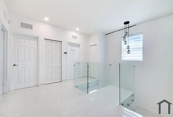 11711 SW 254th St — Photo 7