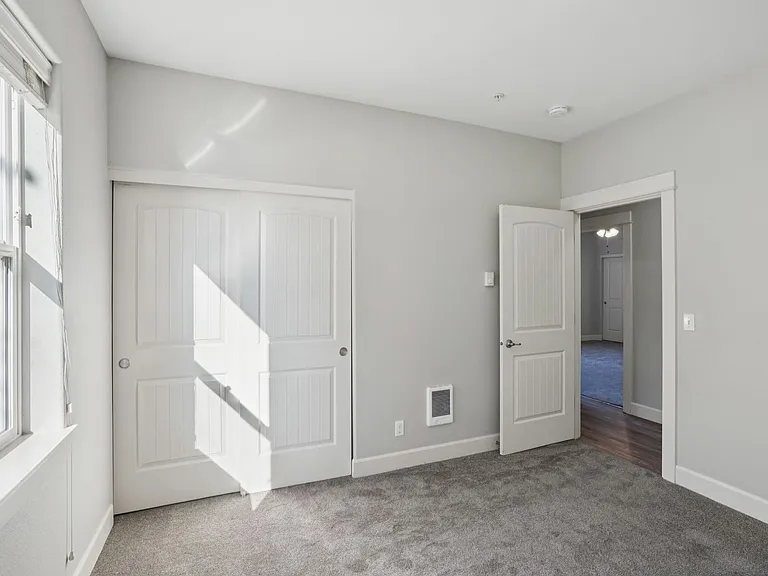 Aspen Grove Apartments — Photo 49