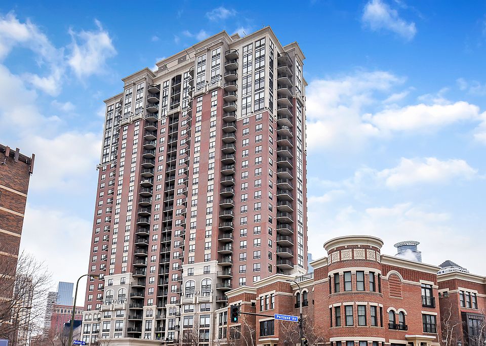 1st image of 500 Grant St E #1411