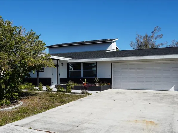 177 Dowling Ave NE, Pt Charlotte, FL 33952