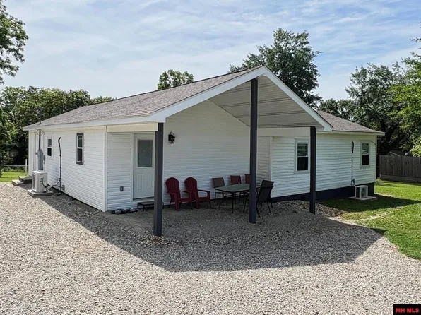 141 County Road 611, Mountain Home, AR 72653
