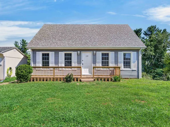 128 Armory Rd, Galax, VA 24333