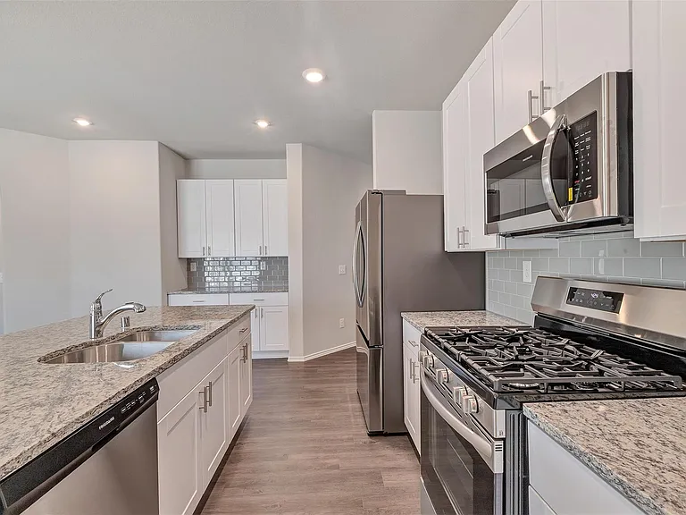 261 Gallant Front Ln — Photo 15
