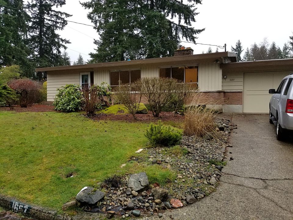 1st image of 1657 151st Ave SE