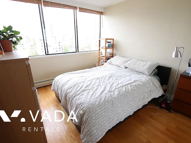1330 Harwood St #1501 — Photo 6