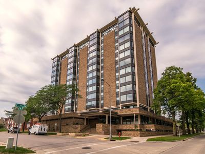 207 5th Ave SW APT 901, Rochester, MN, 55902